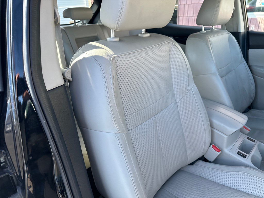 2017 Nissan Rogue Image 10