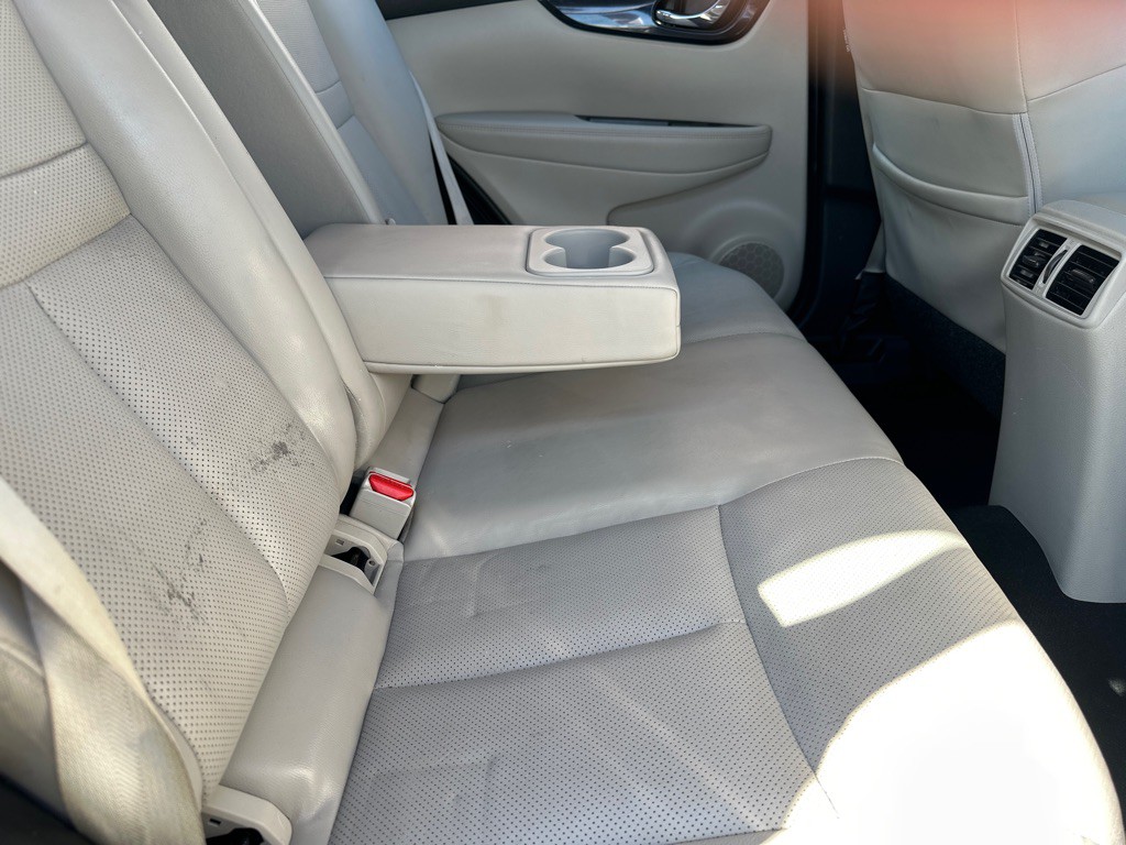 2017 Nissan Rogue Image 15