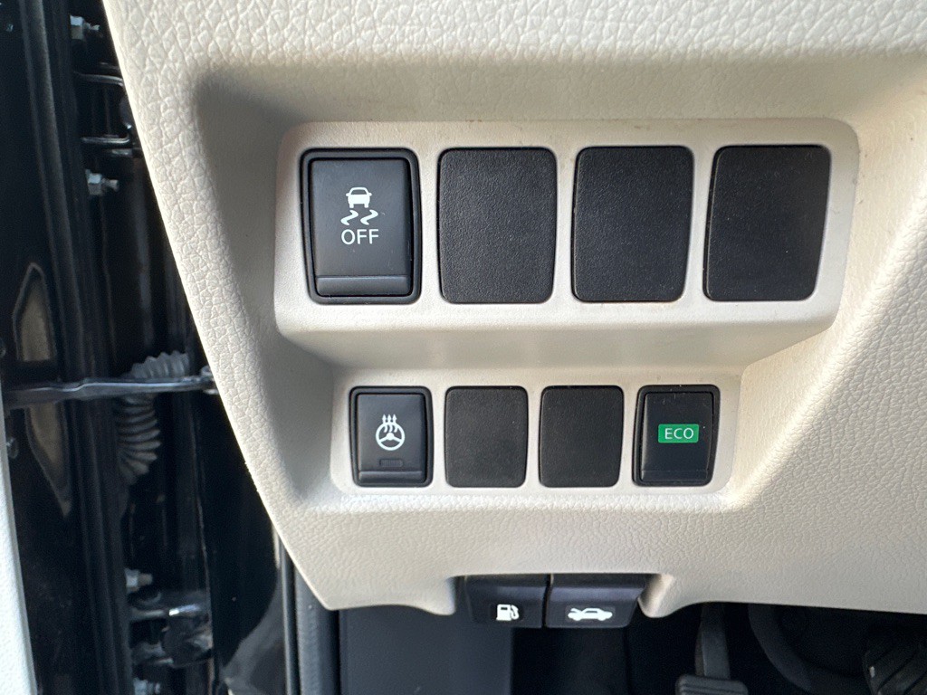 2017 Nissan Rogue Image 21