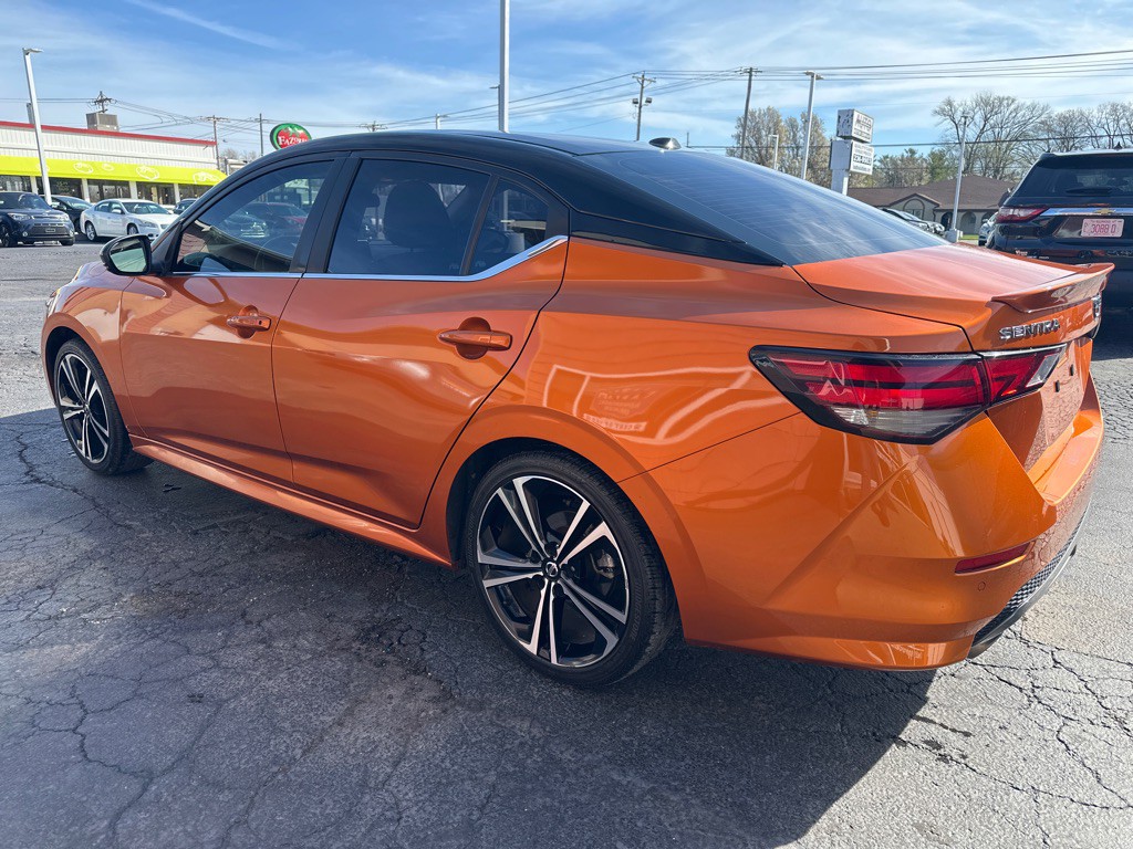 2021 Nissan Sentra Image 3