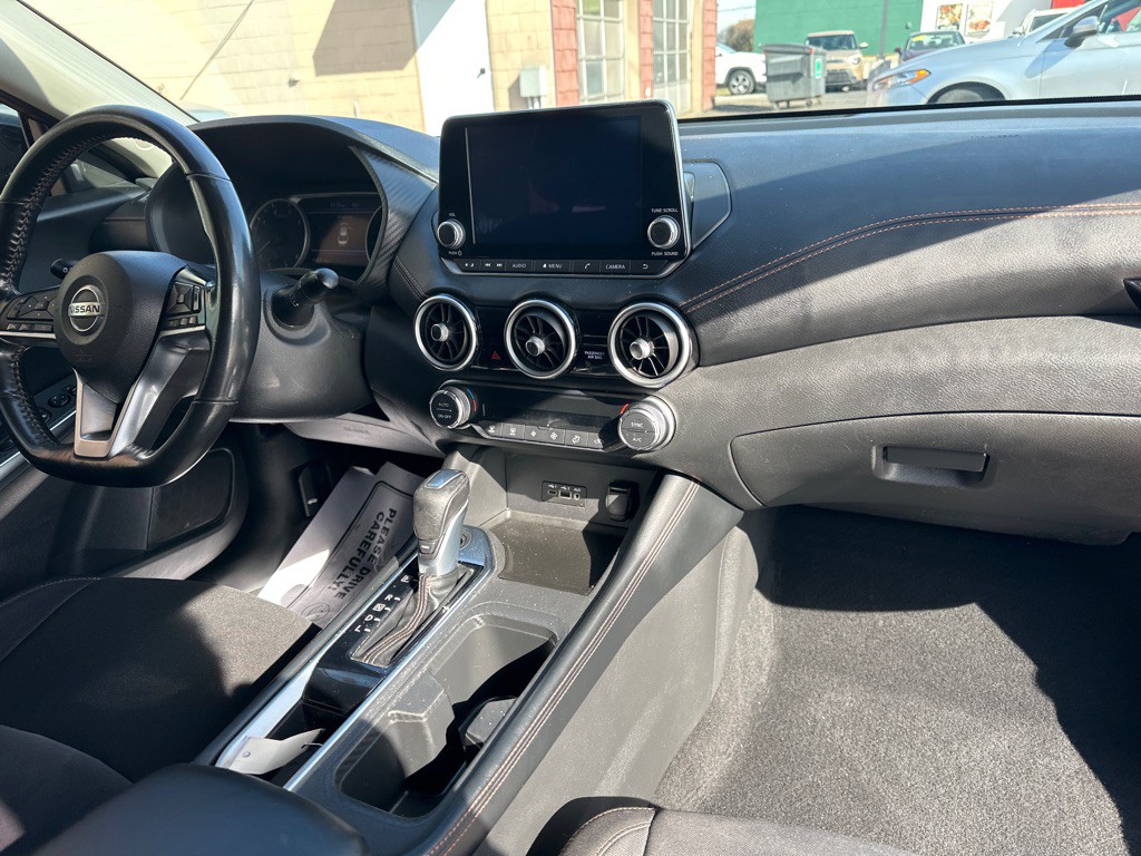 2021 Nissan Sentra Image 9