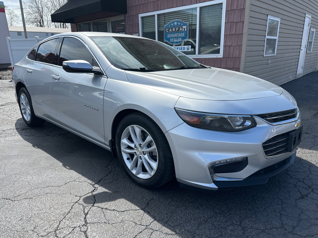 2018 Chevrolet Malibu Image 1