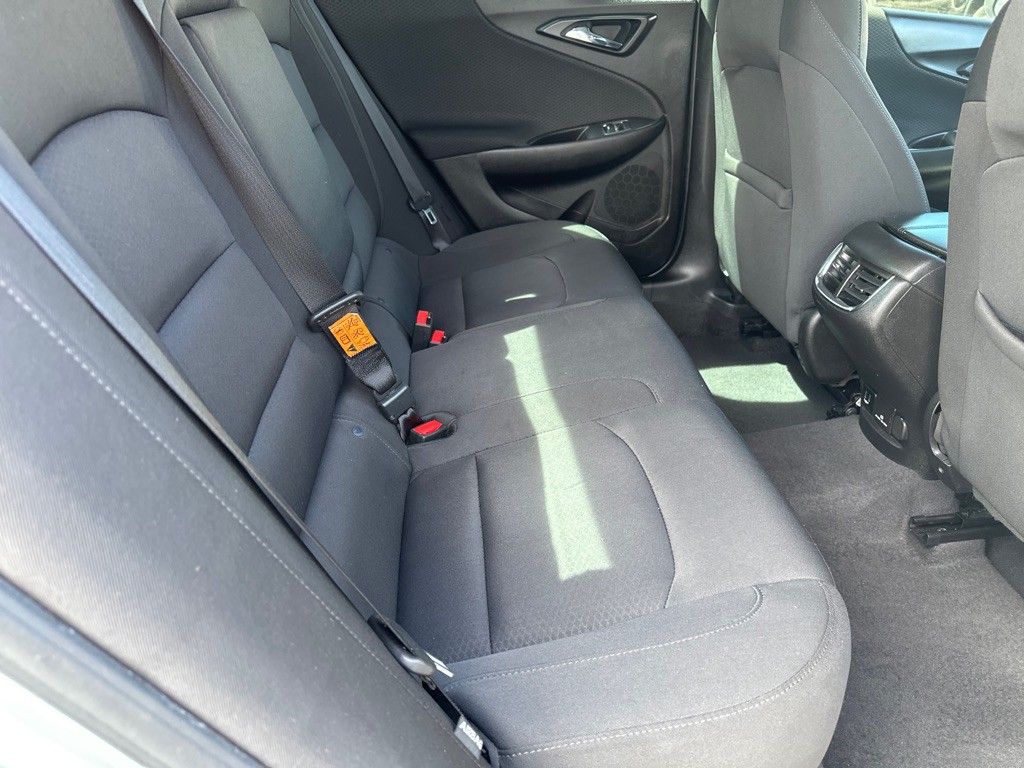 2018 Chevrolet Malibu Image 14