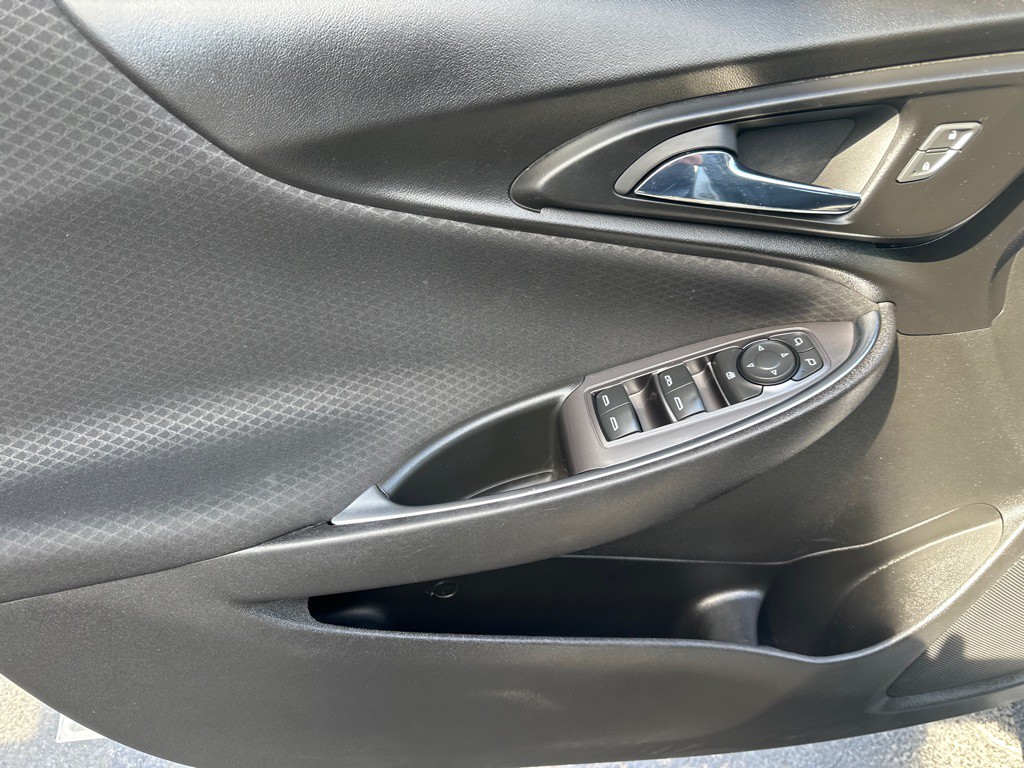 2018 Chevrolet Malibu Image 18