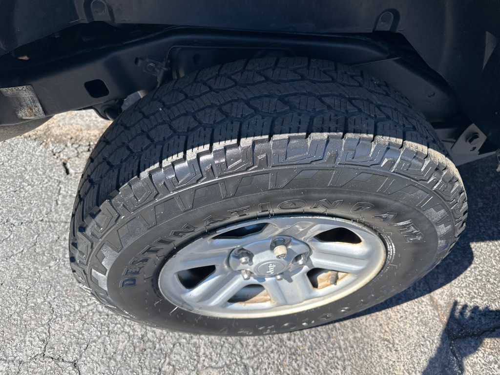 2014 Jeep Wrangler Image 6