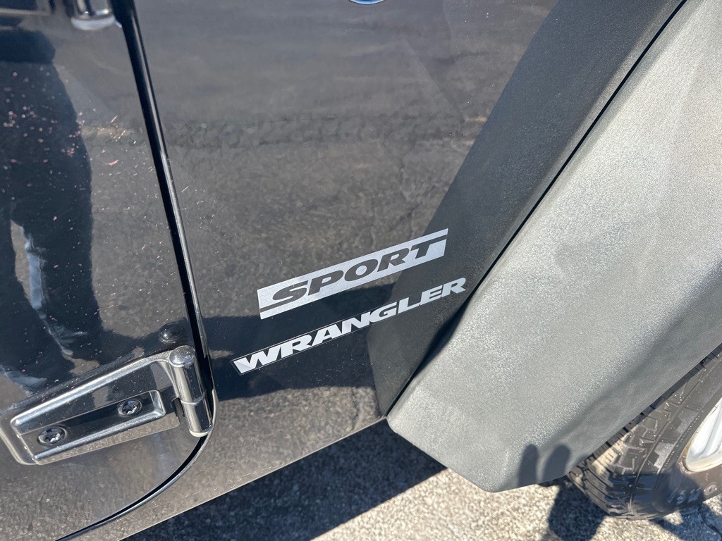 2014 Jeep Wrangler Image 8