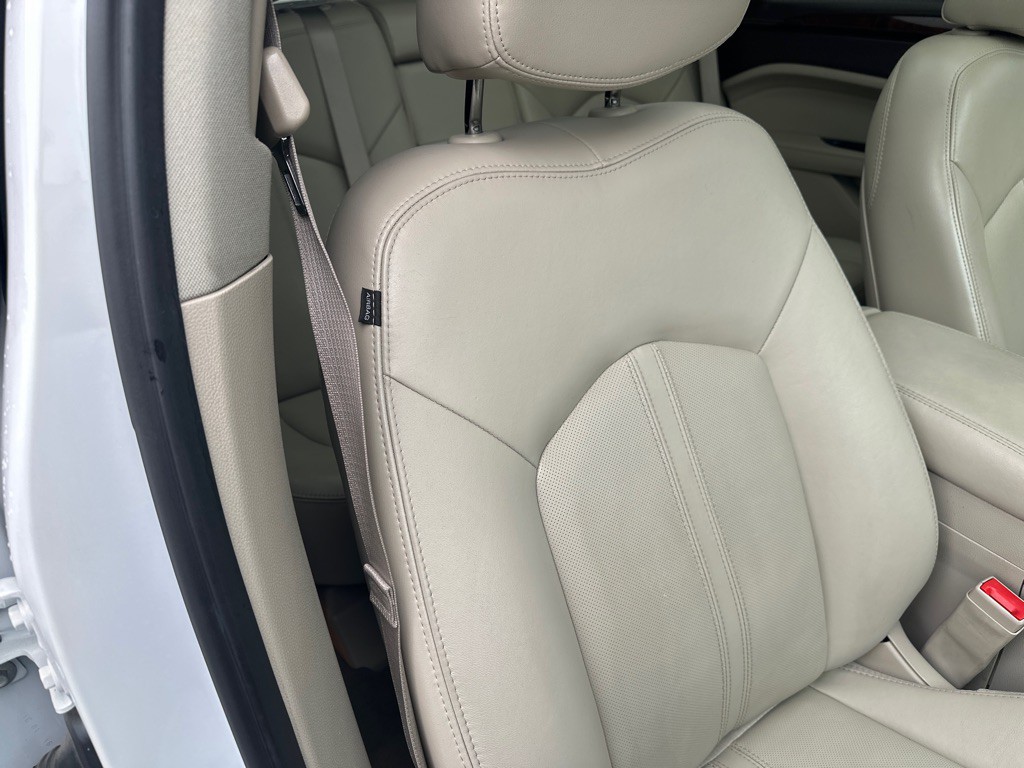 2016 Cadillac SRX Image 11