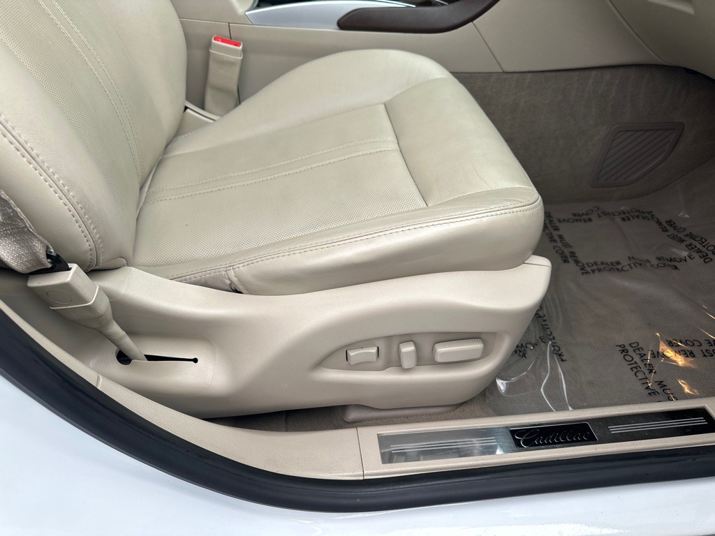 2016 Cadillac SRX Image 12