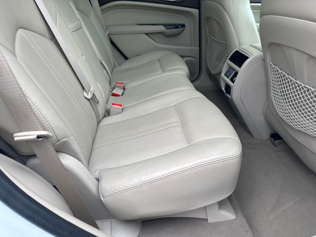 2016 Cadillac SRX Image 15