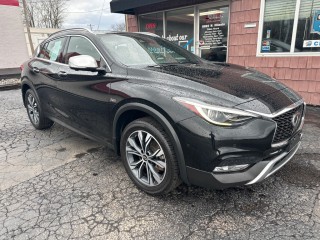 Image for 2018 INFINITI QX30 PURE ID: 7295697