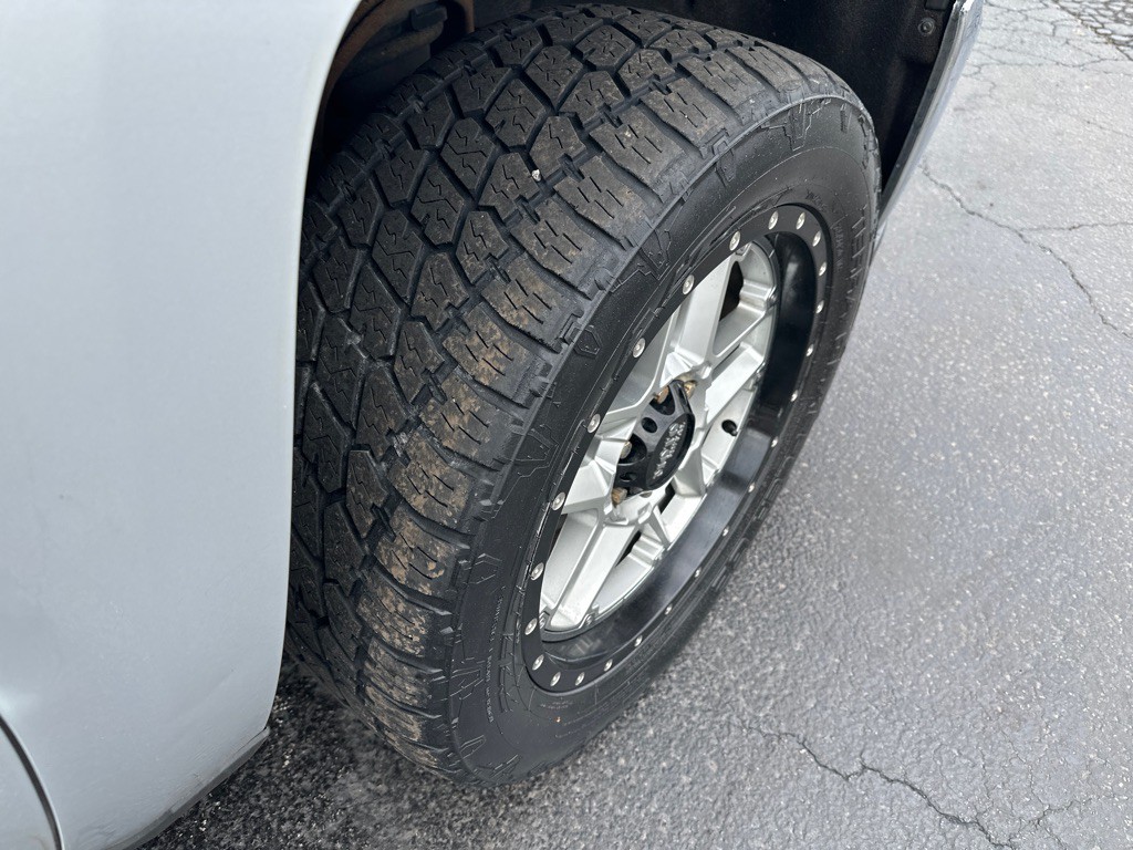 2017 Chevrolet Silverado 1500 Image 8