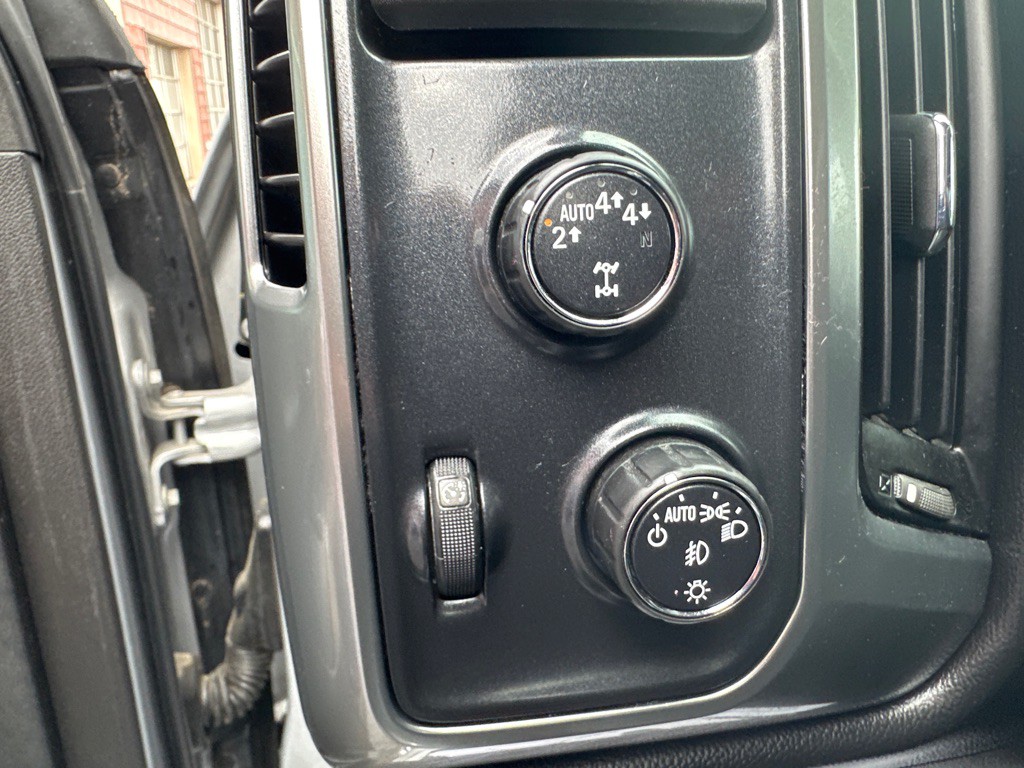 2017 Chevrolet Silverado 1500 Image 21