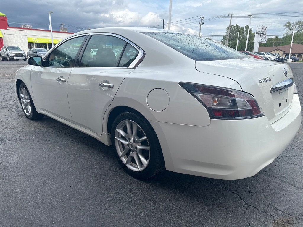 2013 Nissan Maxima Image 3