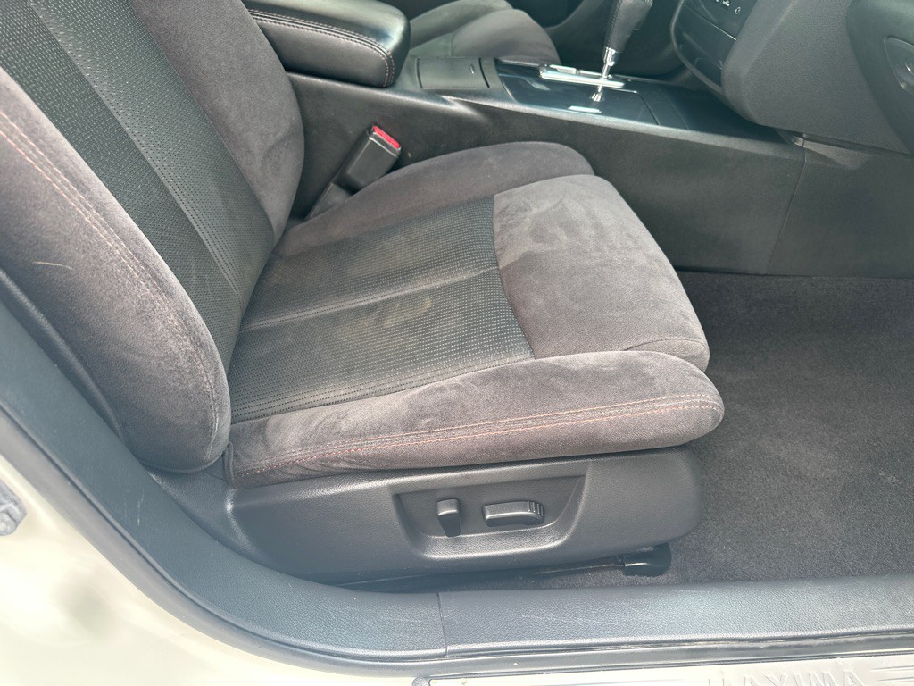 2013 Nissan Maxima Image 11