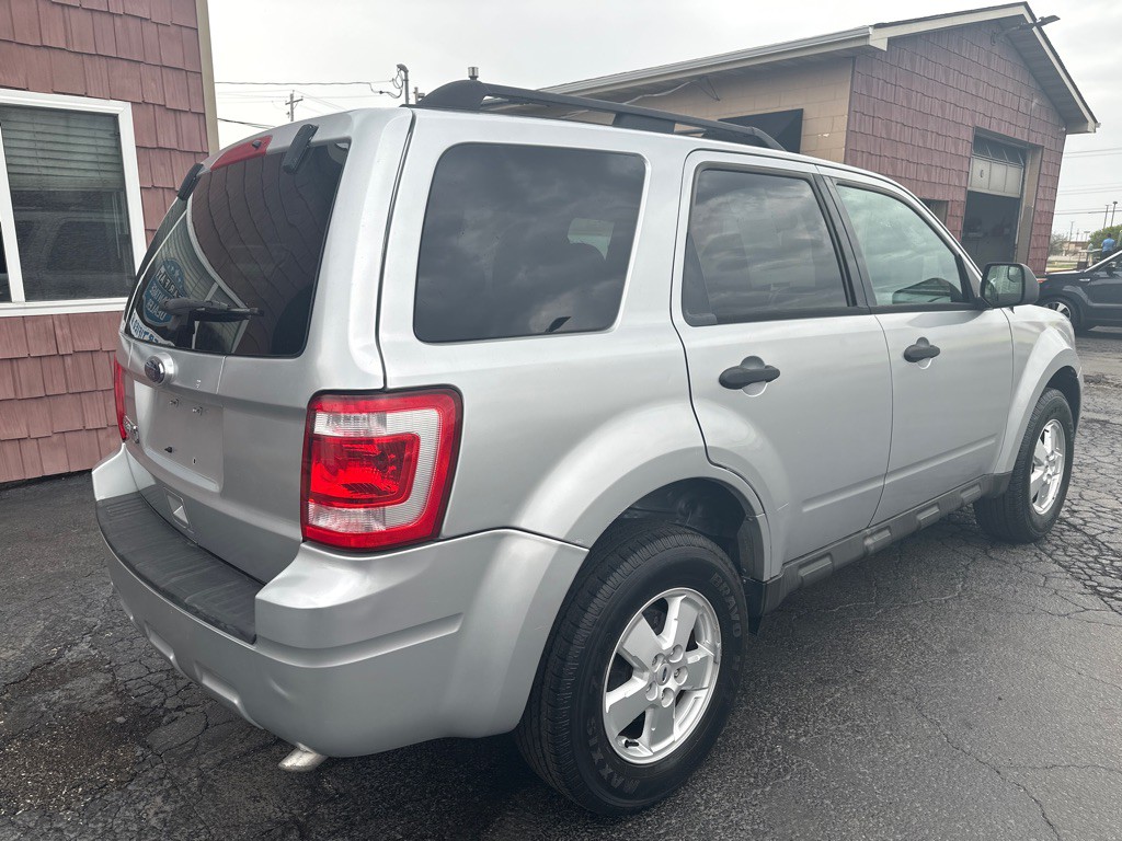 2010 Ford Escape Image 5