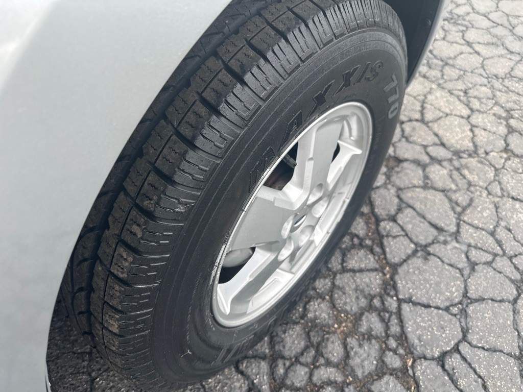 2010 Ford Escape Image 7