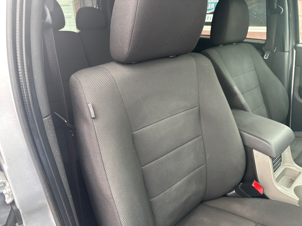 2010 Ford Escape Image 9
