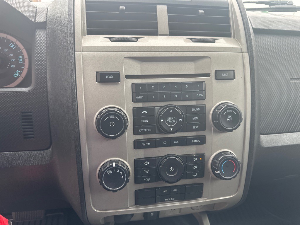 2010 Ford Escape Image 20