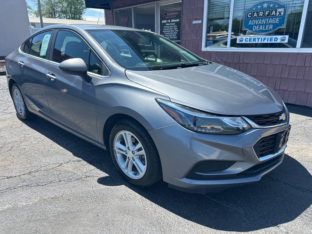 2018 Chevrolet Cruze Image 1