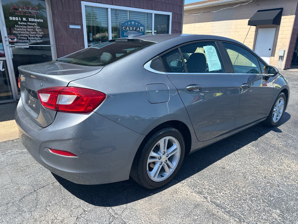 2018 Chevrolet Cruze Image 5