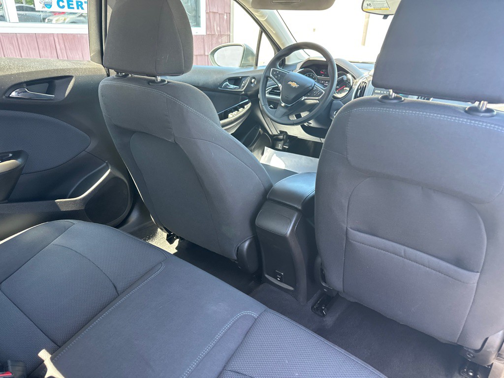 2018 Chevrolet Cruze Image 12