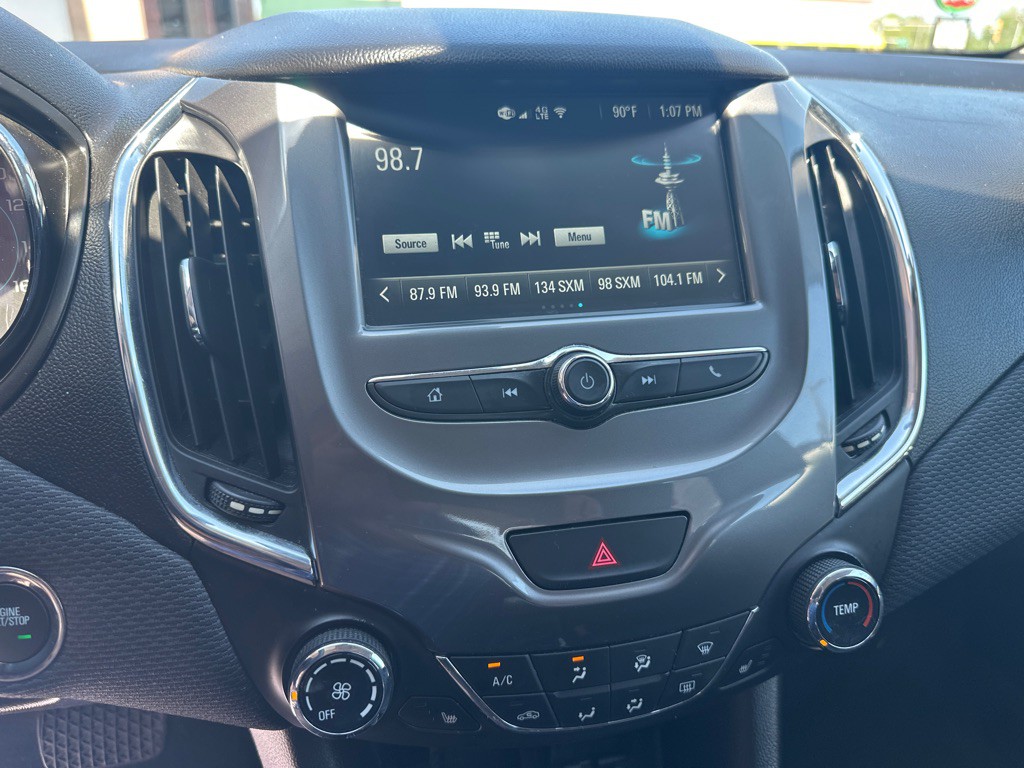 2018 Chevrolet Cruze Image 21