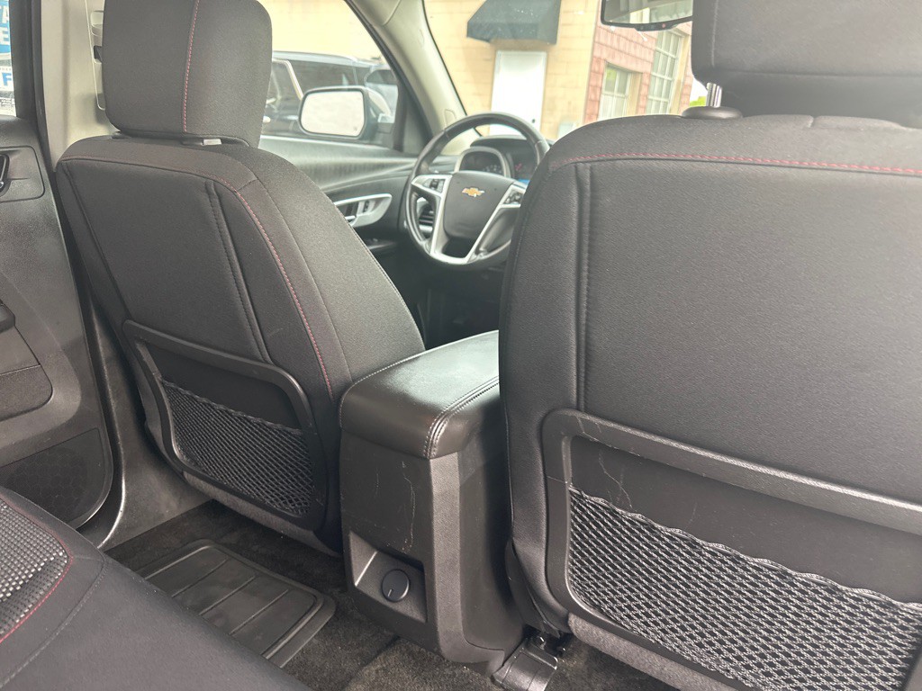 2017 Chevrolet Equinox Image 12