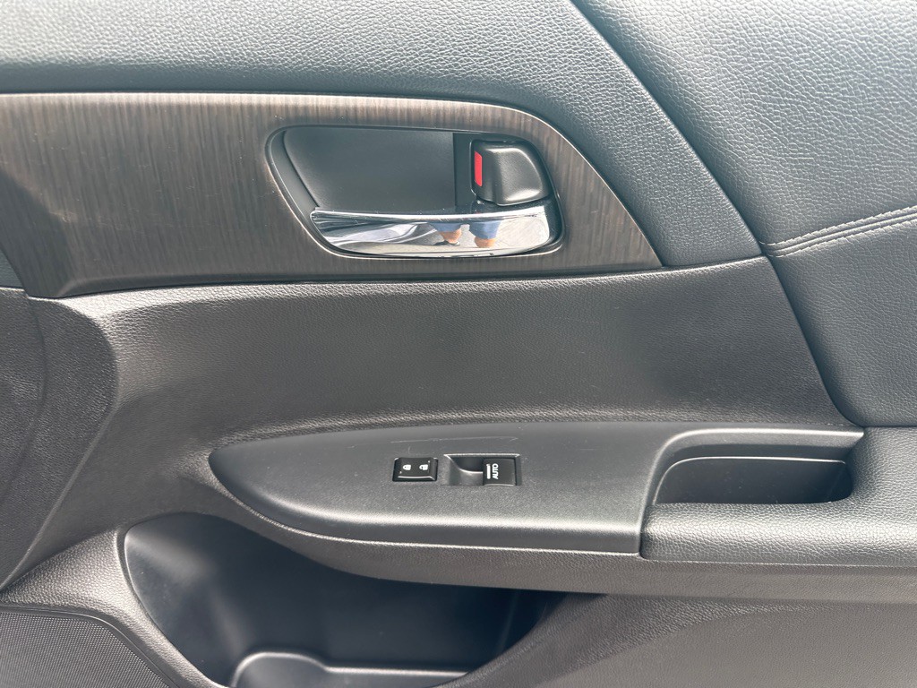 2014 Honda Accord Image 11