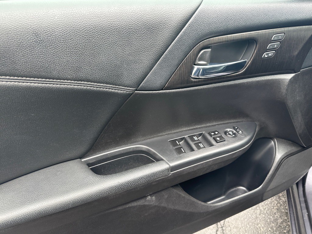 2014 Honda Accord Image 18