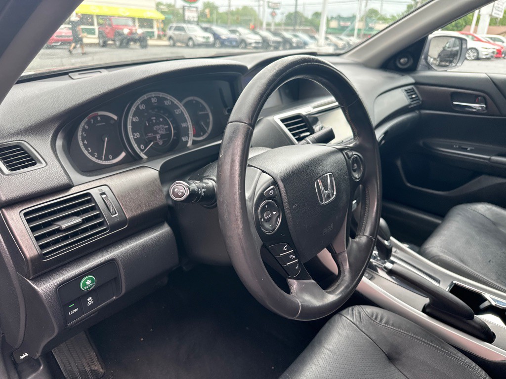2014 Honda Accord Image 24