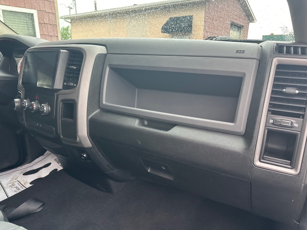 2016 RAM 1500 Image 10