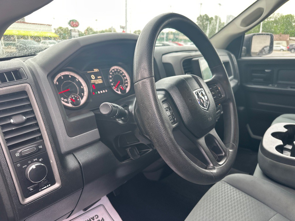 2016 RAM 1500 Image 22