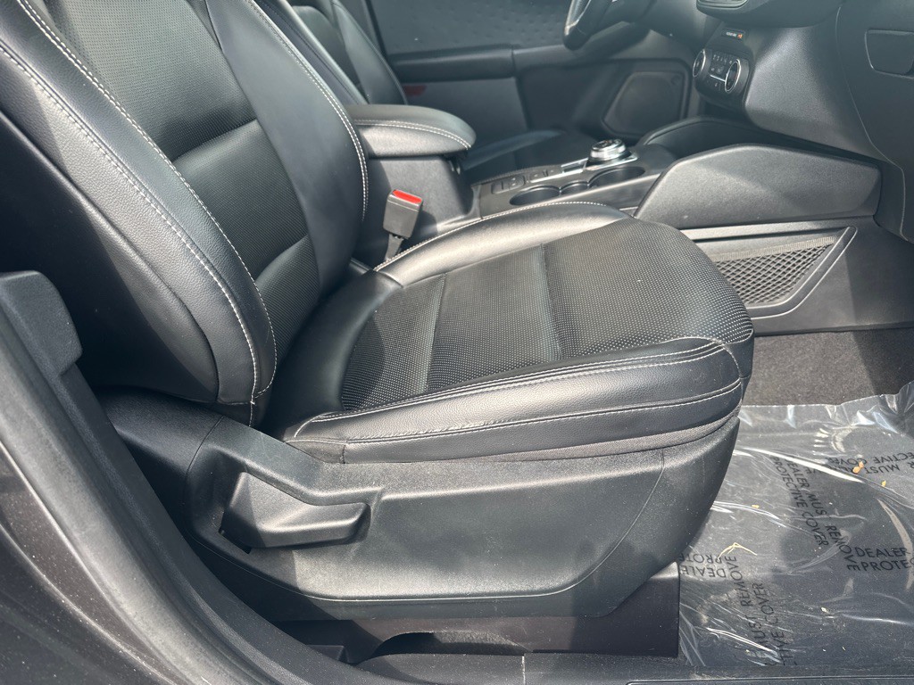 2020 Ford Escape Image 10