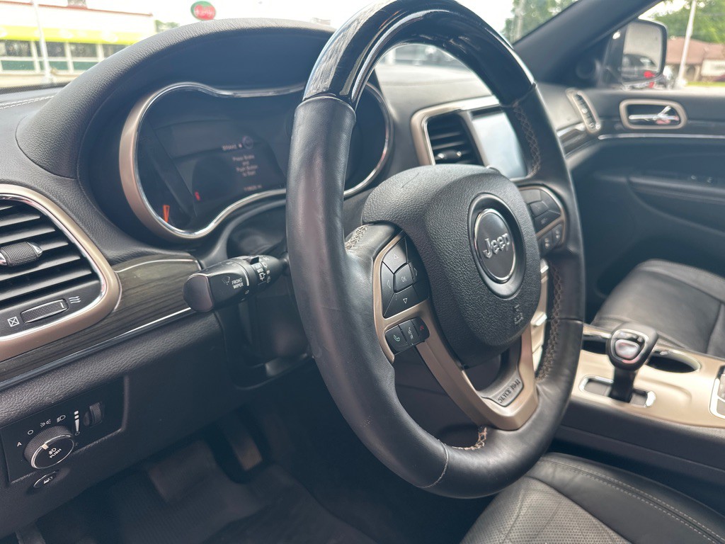 2014 Jeep Grand Cherokee Image 25