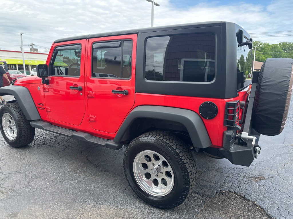 2013 Jeep Wrangler Unlimited Image 3