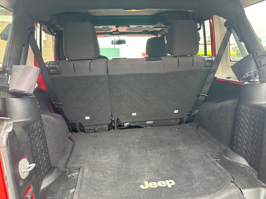 2013 Jeep Wrangler Unlimited Image 18