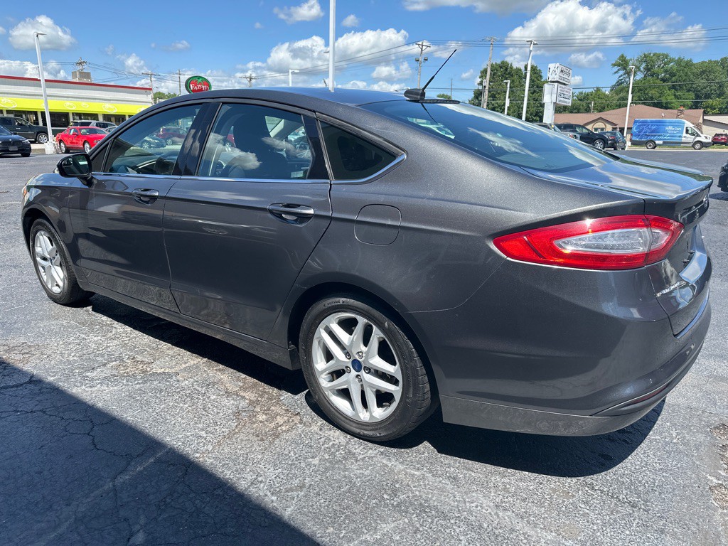2016 Ford Fusion Image 3