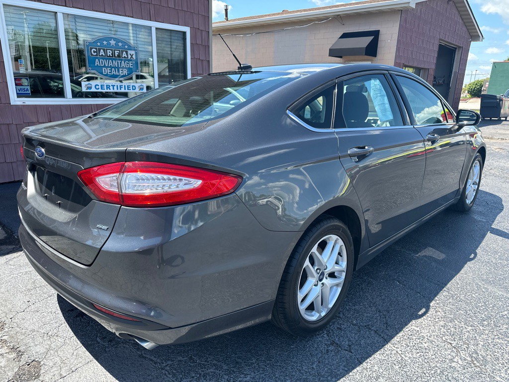 2016 Ford Fusion Image 5
