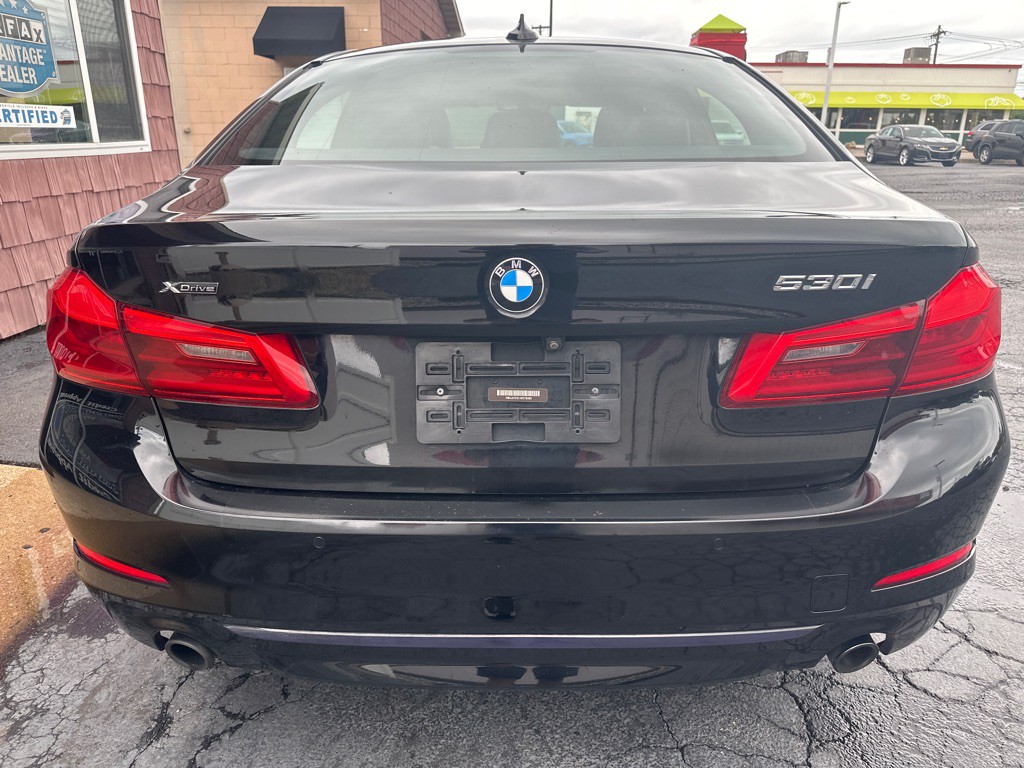 2018 BMW 5 Series Image 4