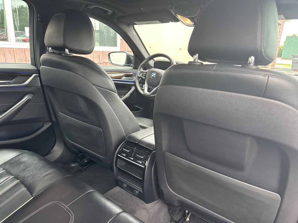 2018 BMW 5 Series Image 15