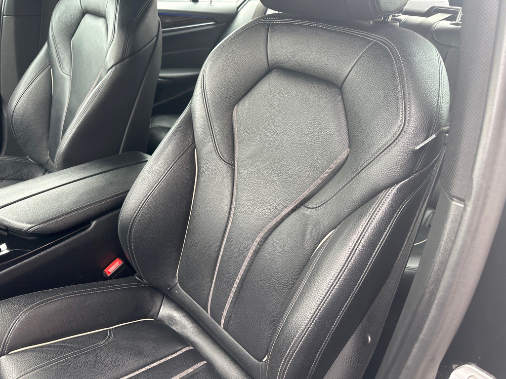 2018 BMW 5 Series Image 21
