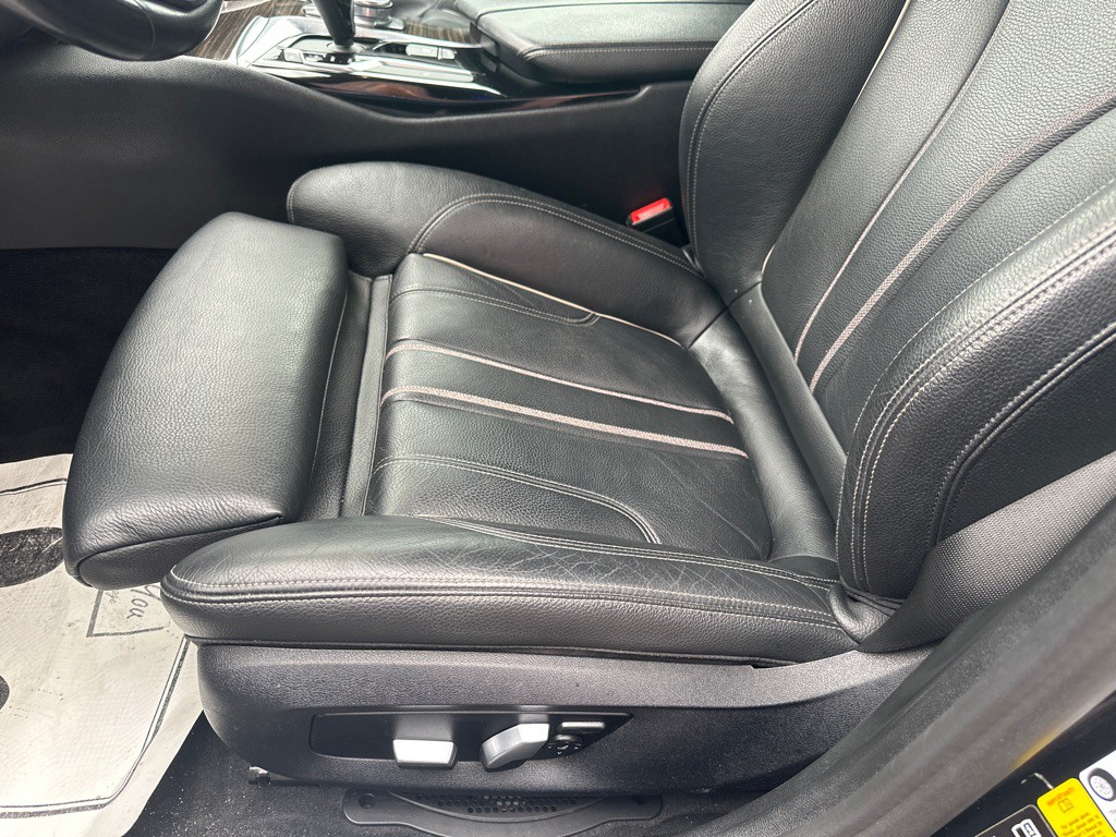 2018 BMW 5 Series Image 22