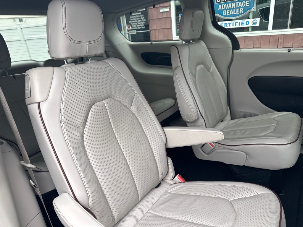 2020 Chrysler Pacifica Image 15