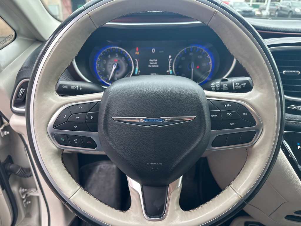 2020 Chrysler Pacifica Image 24