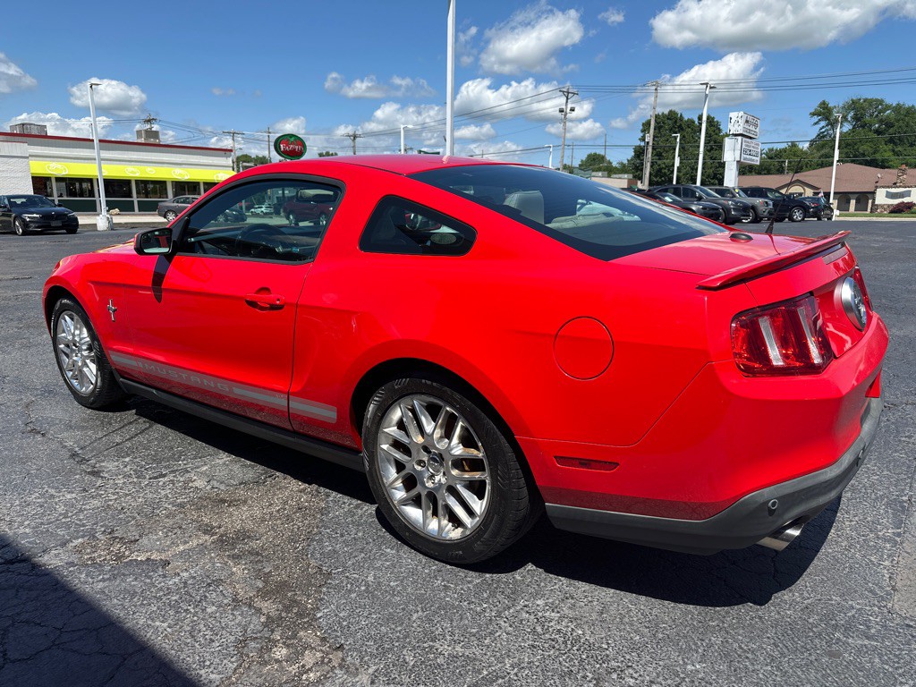 2012 Ford Mustang Image 3