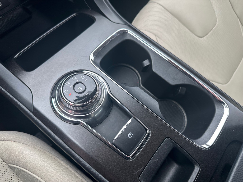 2017 Ford Fusion Image 19