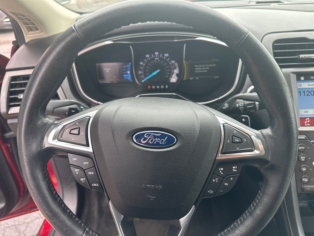 2017 Ford Fusion Image 21
