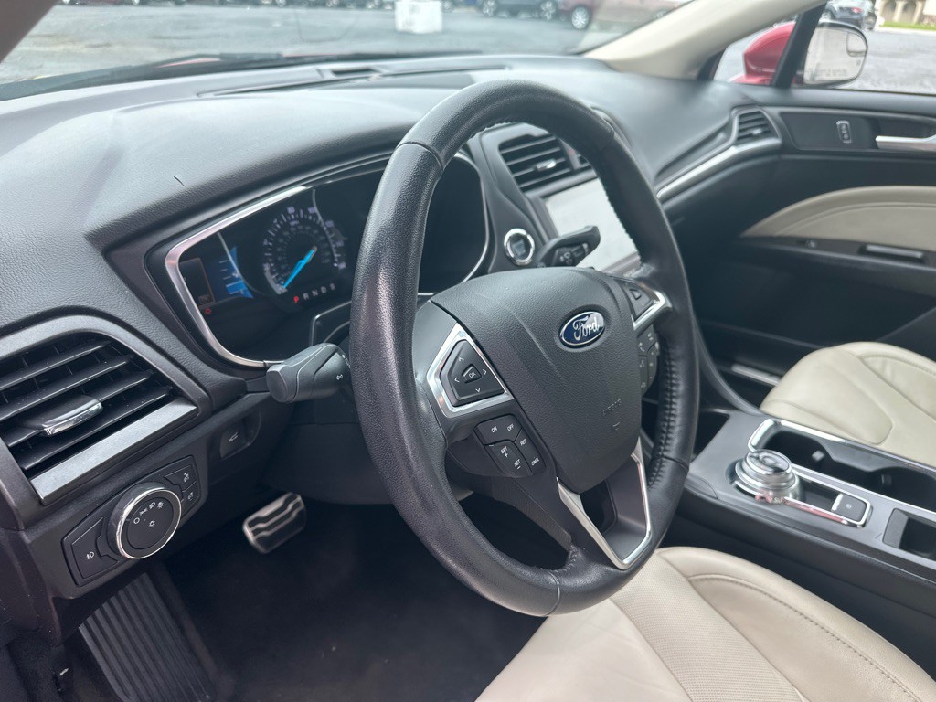 2017 Ford Fusion Image 22