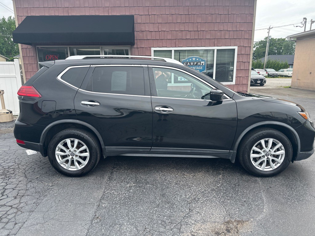 2017 Nissan Rogue Image 6