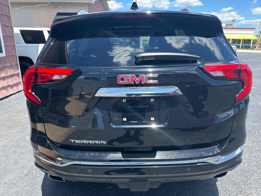 2018 GMC Terrain Image 4